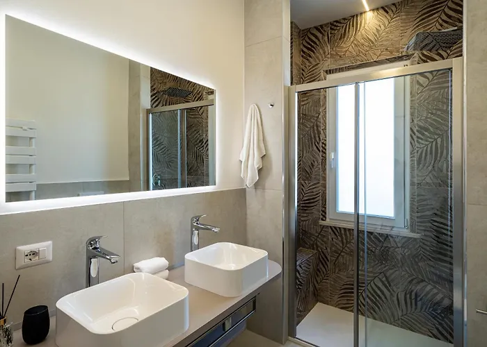 Pra-tu Design A 100m Dal Mare - P R A T U R E C C I Group Riccione