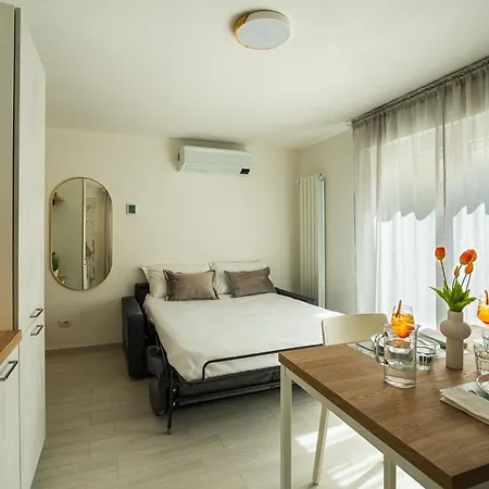 Pra-tu Design A 100m Dal Mare - P R A T U R E C C I Group Апартаменты