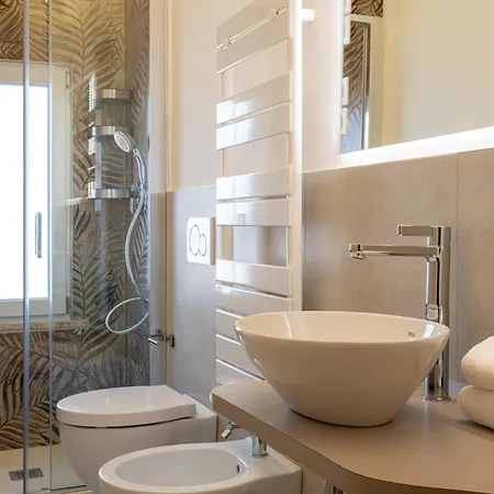 Pra-tu Design A 100m Dal Mare - P R A T U R E C C I Group Riccione