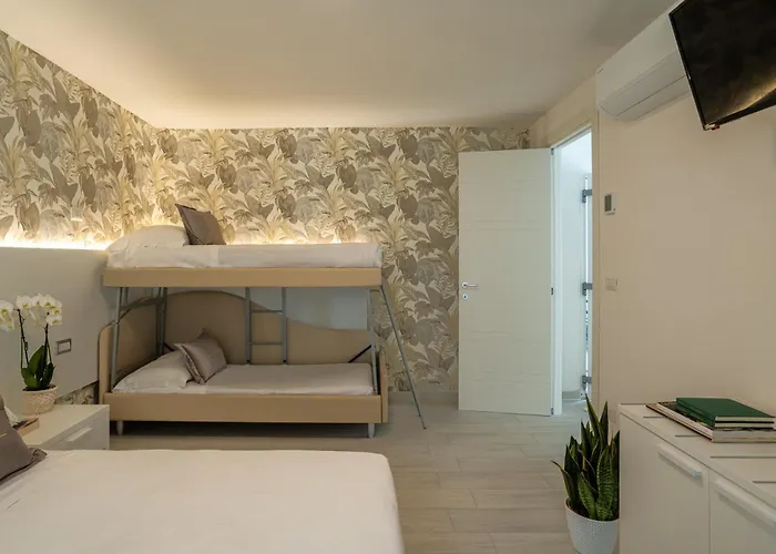 Apartman Pra-tu Design A 100m Dal Mare - P R A T U R E C C I Group